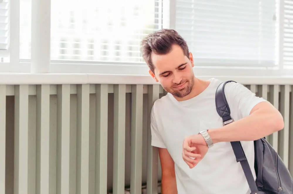 опаздывает-на-свидание